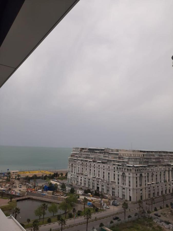 Luxury Apartments With Sea View Batoumi Extérieur photo